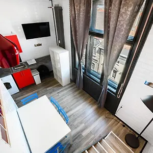https://charles-downtown-apartment-complex.inbudapesthotels.com